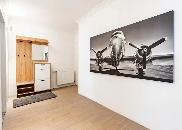 דירה Chic One-bedroom With King-size Bed, Nestled In Vienna's Vibrant Heart